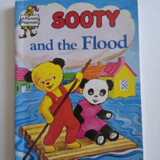 Sooty And the Flood (Purnell Playmate Mini Book)