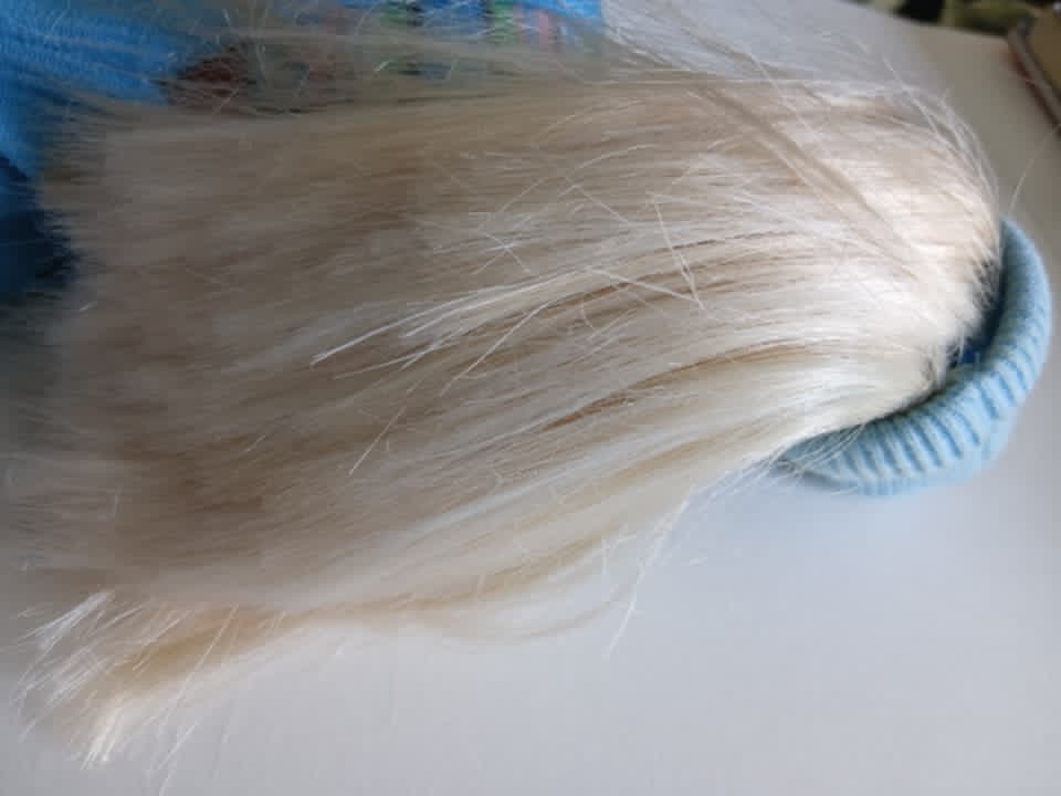 Cool Blue Barbie (1997) - Image 3